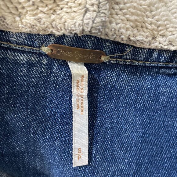 Free People Women's Small Distressed Hooded Jean Jacket Sweatshirt Combo - Picture 7 of 10